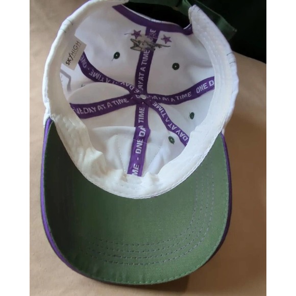 2023 NBA BMO Bucks Custom Cap Series Hat #1 Vin Baker 1/6/23 Game Giveaway NWOT - Picture 10 of 10